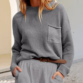 New Round Neck Long Sleeve Pocket Knitted Sweater