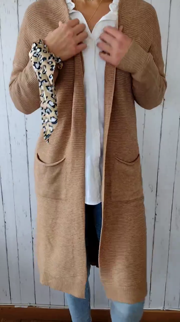 Women's horizontal knit cardigan