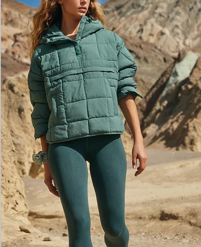 Women's Quilted Lightweight Hooded Puffer Jacket