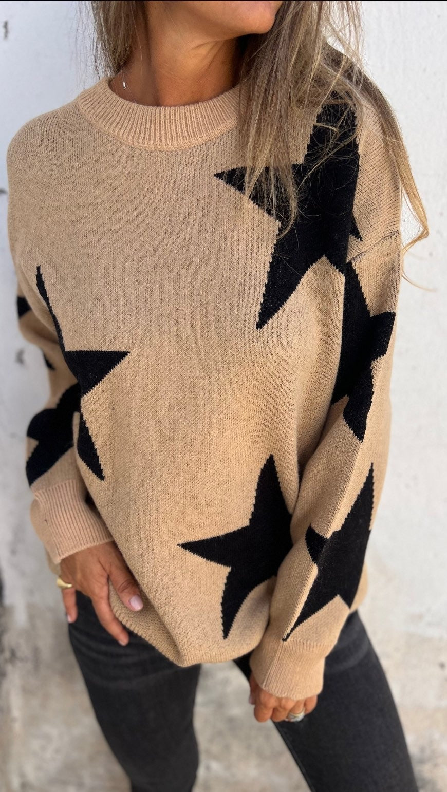Star Round Neck Long Sleeve Sweater